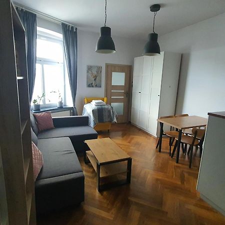 Apartament Przy Szkole Filmowej, Darmowy Parking Łódź Zewnętrze zdjęcie
