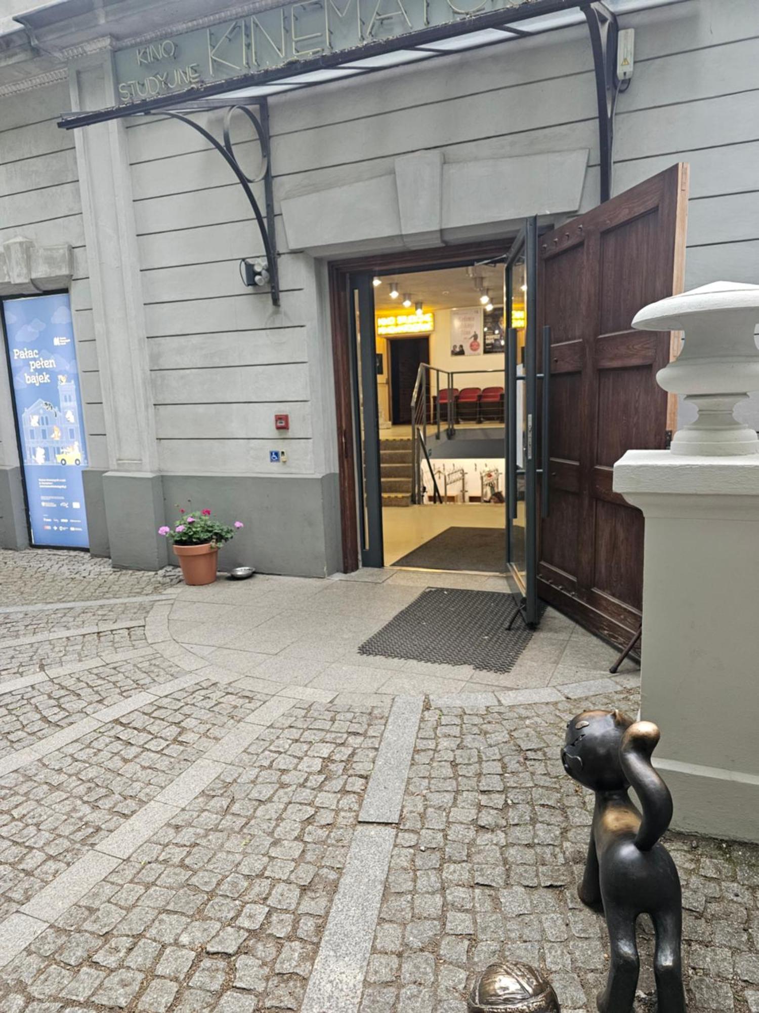 Apartament Przy Szkole Filmowej, Darmowy Parking Łódź Zewnętrze zdjęcie